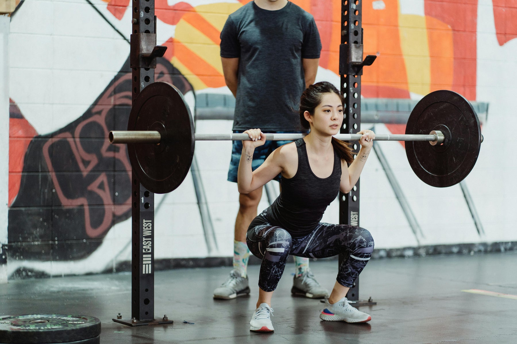 Smith Machine vs Power Rack — Which Is the Best Option for Your Home Gym?