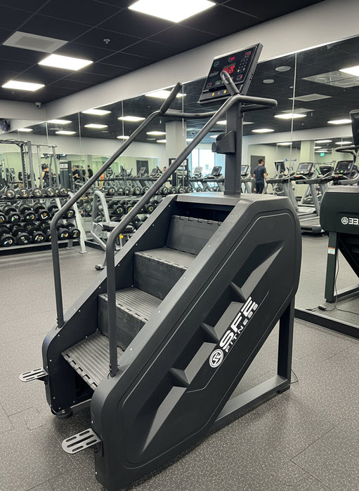 SFE Stepmill Pro (Stairmaster) with Revolving Steps and Performance Monitor