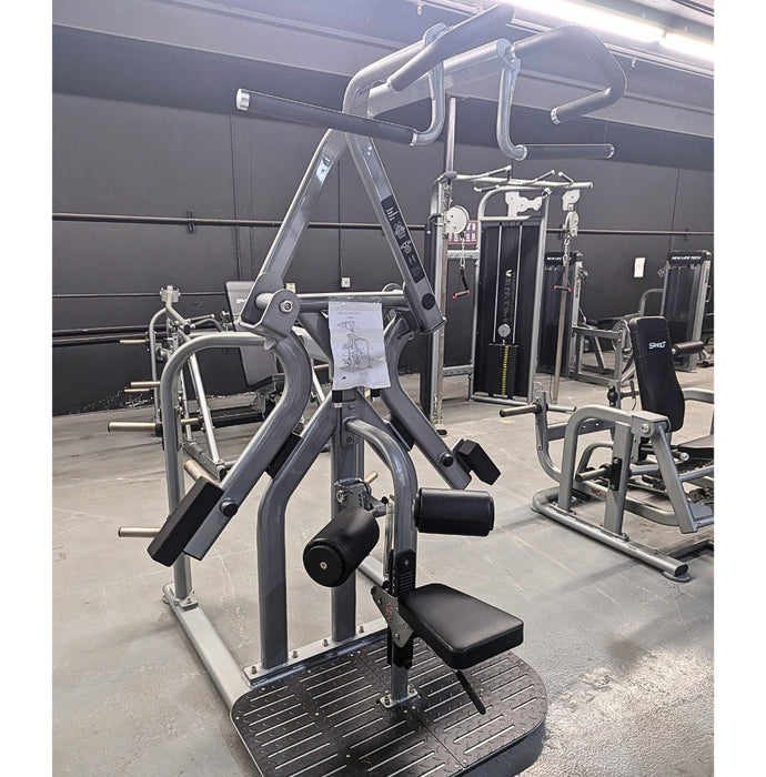 Pro Strength Rotary Lat Pull-Down – Plate Loaded | Muscle D Fitness